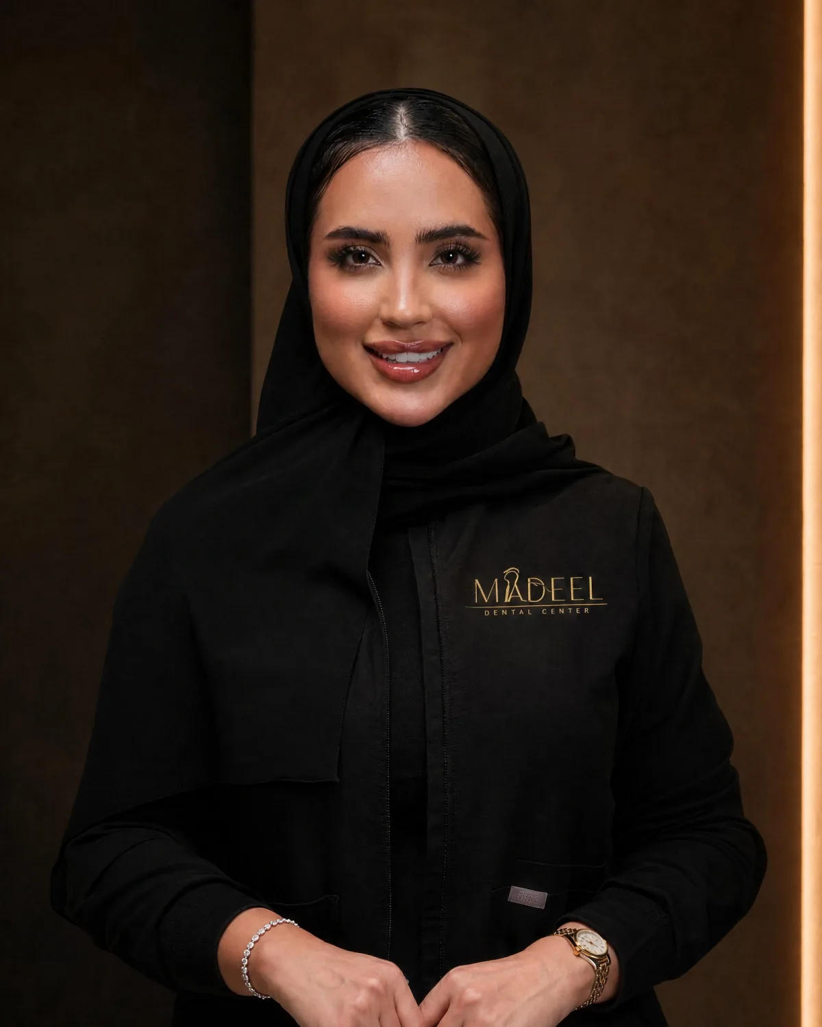 Dr. Sura Alsnafee, Endodontics, at Madeel Dental Center